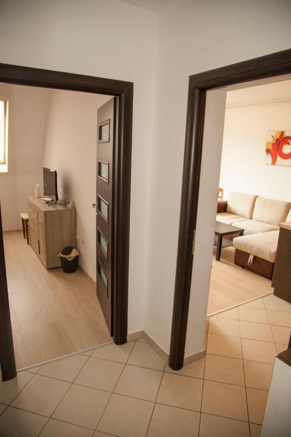 Diana'S Apartment Μπρασόβ Εξωτερικό φωτογραφία
